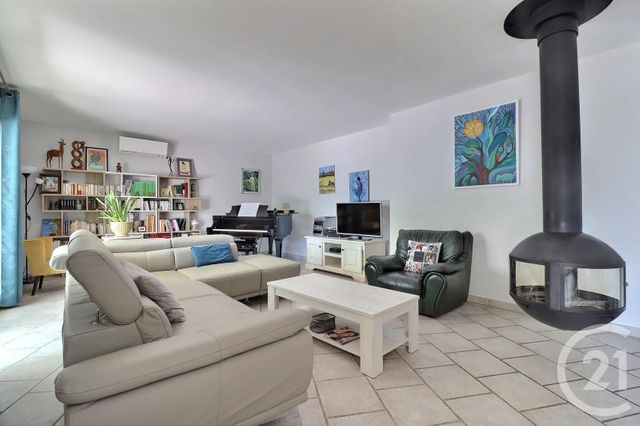 maison à vendre - 5 pièces - 151.1 m2 - BRIGNOLES - 83 - PROVENCE-ALPES-COTE-D-AZUR - Century 21 Agence Vaubelle