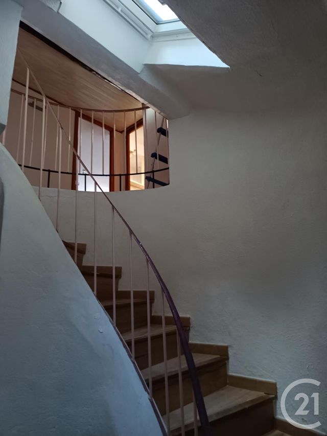 Appartement à vendre - 3 pièces - 68.8 m2 - BRIGNOLES - 83 - PROVENCE-ALPES-COTE-D-AZUR - Century 21 Agence Vaubelle