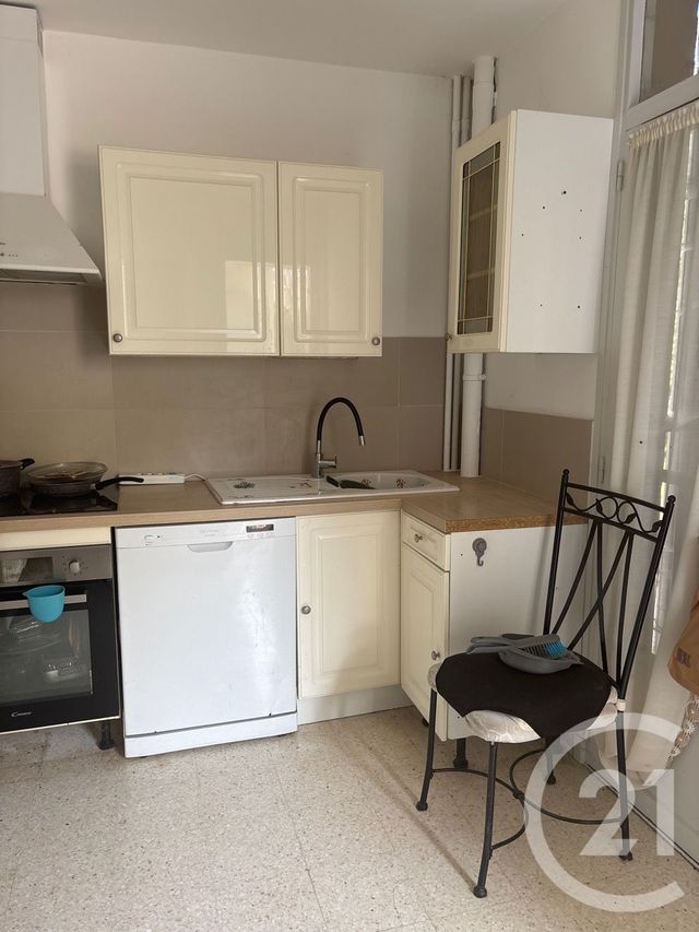 Appartement F2 à vendre - 2 pièces - 48.71 m2 - BRIGNOLES - 83 - PROVENCE-ALPES-COTE-D-AZUR - Century 21 Agence Vaubelle