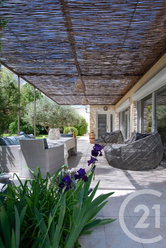 maison à vendre - 5 pièces - 173.0 m2 - CAMPS LA SOURCE - 83 - PROVENCE-ALPES-COTE-D-AZUR - Century 21 Agence Vaubelle