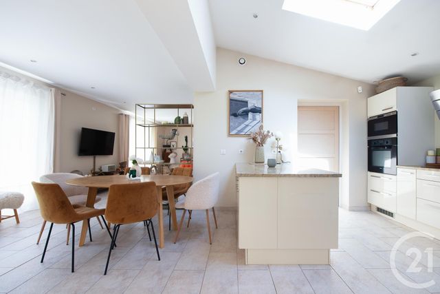 maison à vendre - 5 pièces - 173.0 m2 - CAMPS LA SOURCE - 83 - PROVENCE-ALPES-COTE-D-AZUR - Century 21 Agence Vaubelle