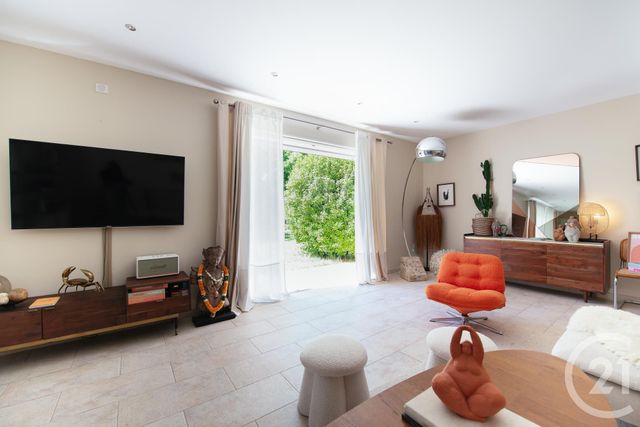 maison à vendre - 5 pièces - 173.0 m2 - CAMPS LA SOURCE - 83 - PROVENCE-ALPES-COTE-D-AZUR - Century 21 Agence Vaubelle