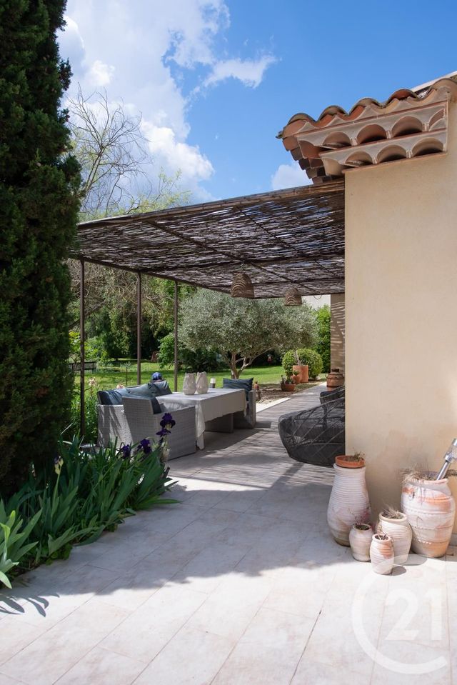 maison à vendre - 5 pièces - 173.0 m2 - CAMPS LA SOURCE - 83 - PROVENCE-ALPES-COTE-D-AZUR - Century 21 Agence Vaubelle