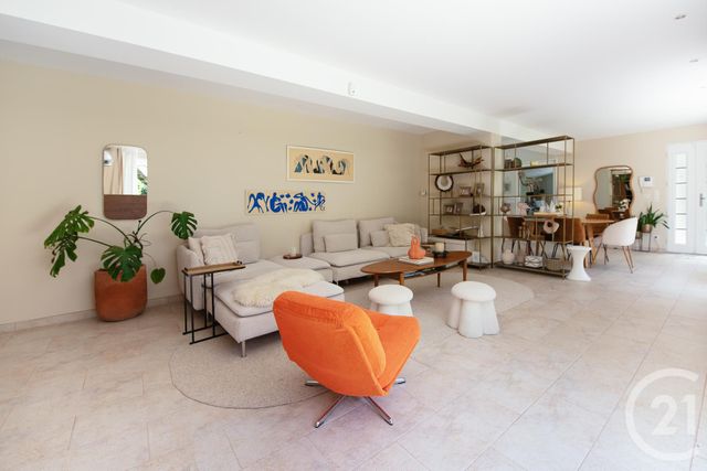 maison à vendre - 5 pièces - 173.0 m2 - CAMPS LA SOURCE - 83 - PROVENCE-ALPES-COTE-D-AZUR - Century 21 Agence Vaubelle