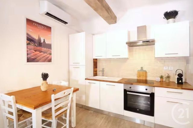 Appartement à vendre - 2 pièces - 30.08 m2 - BRIGNOLES - 83 - PROVENCE-ALPES-COTE-D-AZUR - Century 21 Agence Vaubelle