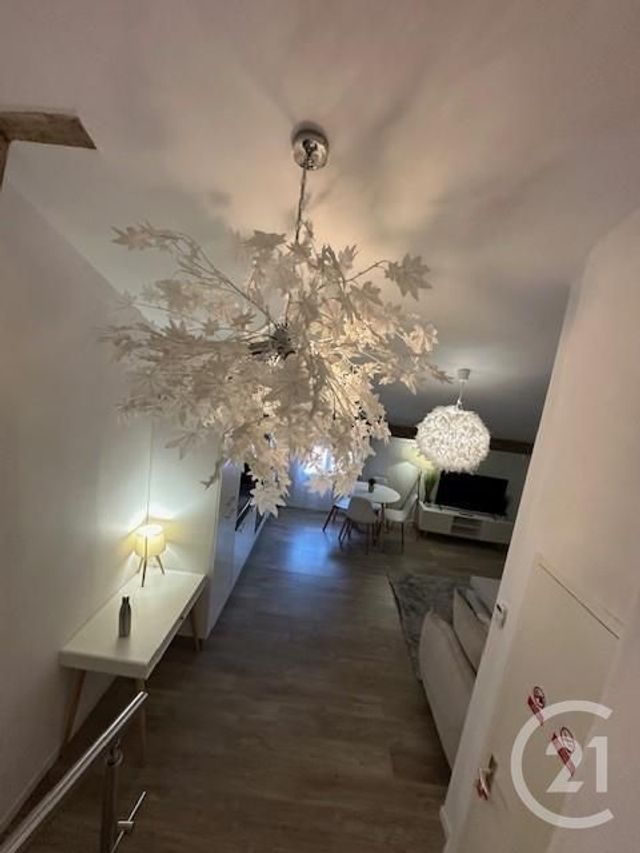 Appartement à vendre - 2 pièces - 36.86 m2 - BRIGNOLES - 83 - PROVENCE-ALPES-COTE-D-AZUR - Century 21 Agence Vaubelle