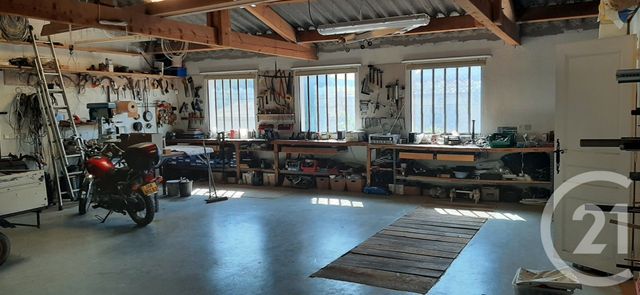 maison à vendre - 10 pièces - 225.0 m2 - PIGNANS - 83 - PROVENCE-ALPES-COTE-D-AZUR - Century 21 Agence Vaubelle