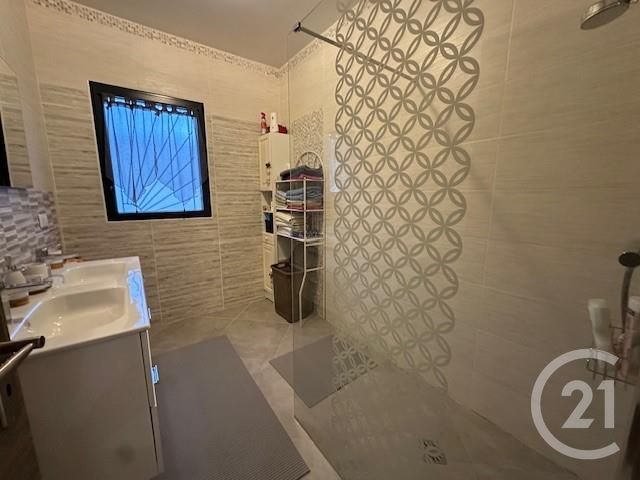 maison à vendre - 7 pièces - 212.0 m2 - BRIGNOLES - 83 - PROVENCE-ALPES-COTE-D-AZUR - Century 21 Agence Vaubelle