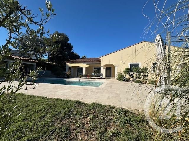 maison à vendre - 7 pièces - 212.0 m2 - BRIGNOLES - 83 - PROVENCE-ALPES-COTE-D-AZUR - Century 21 Agence Vaubelle