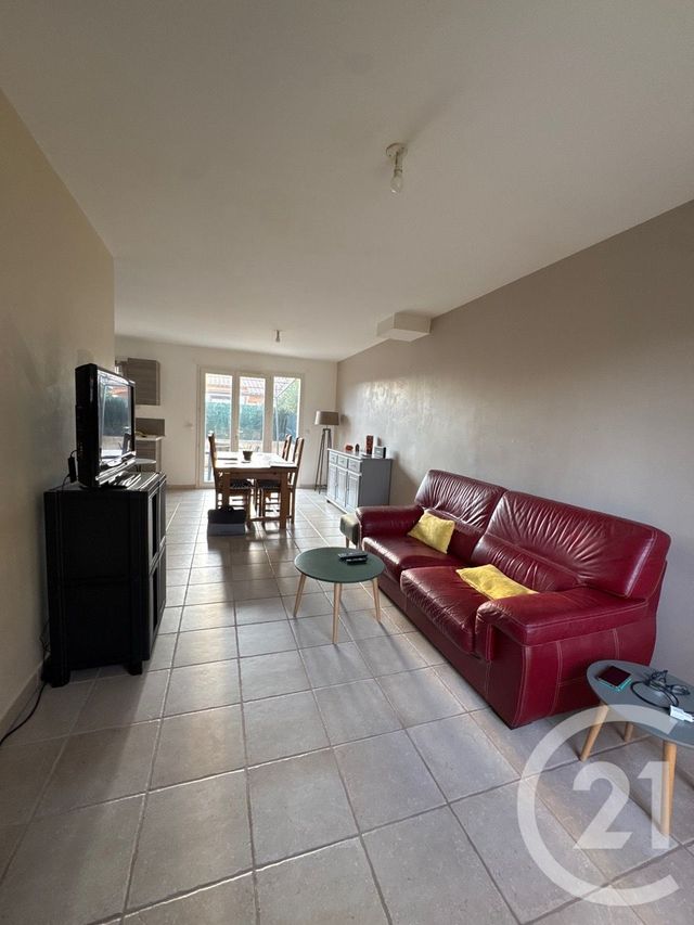 maison à vendre - 4 pièces - 73.0 m2 - PIGNANS - 83 - PROVENCE-ALPES-COTE-D-AZUR - Century 21 Agence Vaubelle