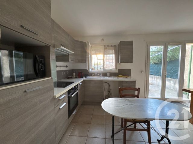 maison à vendre - 4 pièces - 73.0 m2 - PIGNANS - 83 - PROVENCE-ALPES-COTE-D-AZUR - Century 21 Agence Vaubelle