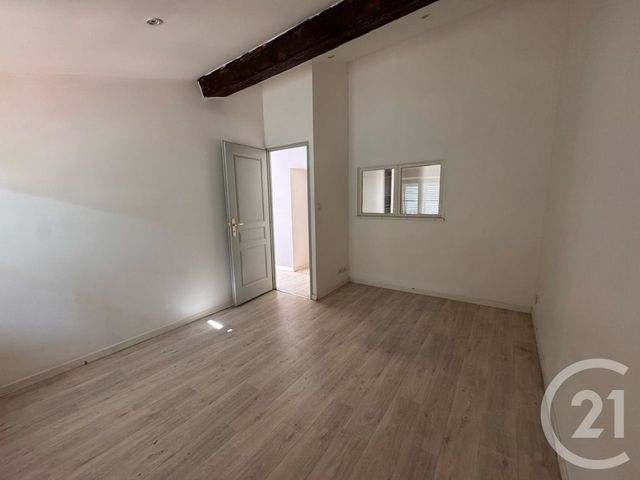 Appartement F2 bis à vendre - 2 pièces - 63.24 m2 - TOULON - 83 - PROVENCE-ALPES-COTE-D-AZUR - Century 21 Agence Vaubelle