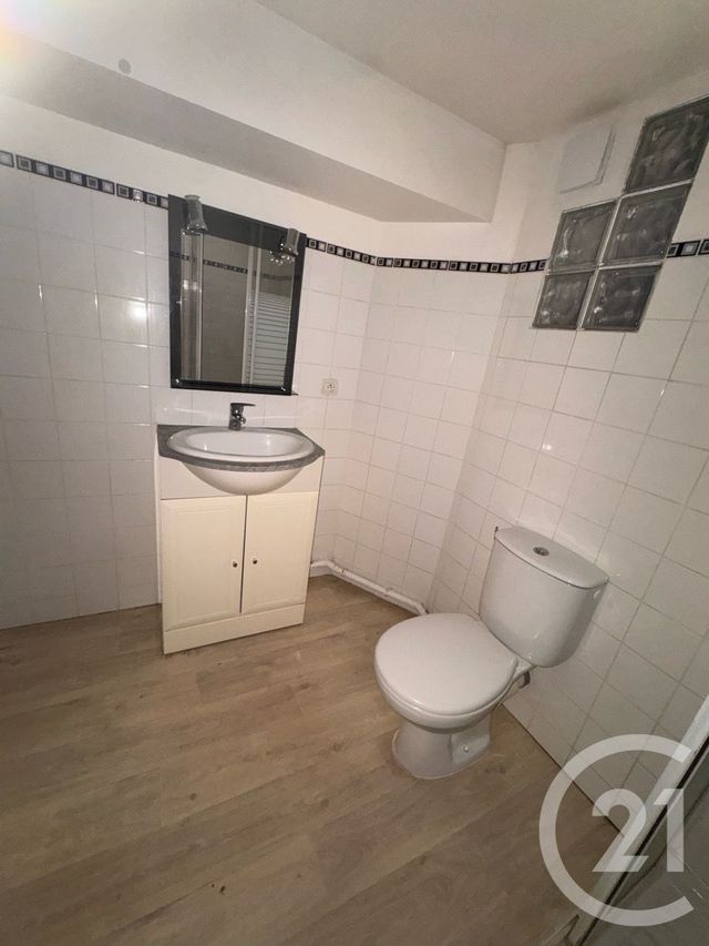 Appartement F2 bis à vendre - 2 pièces - 63.24 m2 - TOULON - 83 - PROVENCE-ALPES-COTE-D-AZUR - Century 21 Agence Vaubelle