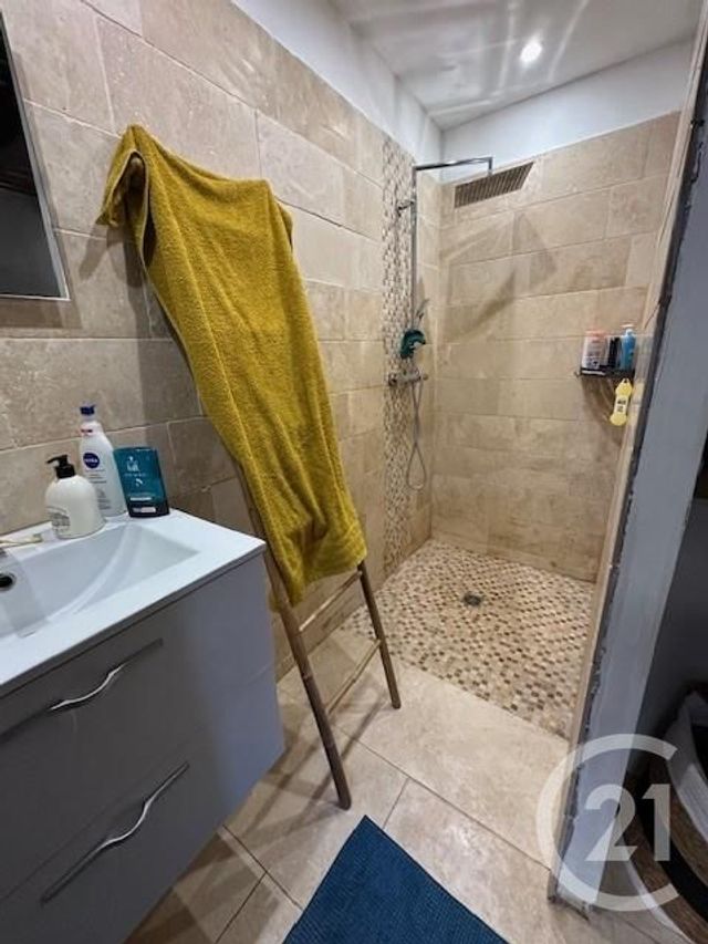 maison à vendre - 6 pièces - 104.0 m2 - LE VAL - 83 - PROVENCE-ALPES-COTE-D-AZUR - Century 21 Agence Vaubelle