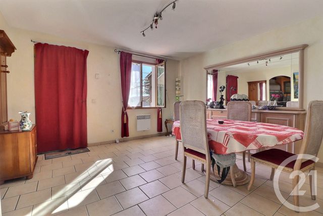 Afficher la photo en grand maison à vendre - 4 pièces - 88.0 m2 - BESSE SUR ISSOLE - 83 - PROVENCE-ALPES-COTE-D-AZUR - Century 21 Agence Vaubelle