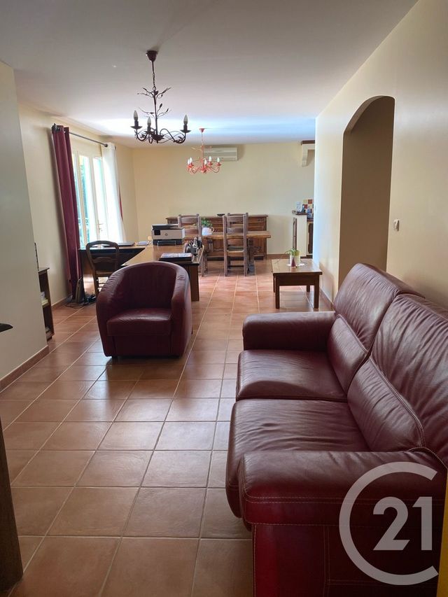 maison à vendre - 4 pièces - 140.0 m2 - BESSE SUR ISSOLE - 83 - PROVENCE-ALPES-COTE-D-AZUR - Century 21 Agence Vaubelle