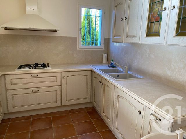 maison à vendre - 4 pièces - 140.0 m2 - BESSE SUR ISSOLE - 83 - PROVENCE-ALPES-COTE-D-AZUR - Century 21 Agence Vaubelle