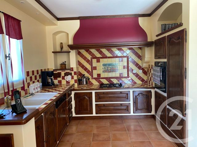 maison à vendre - 4 pièces - 140.0 m2 - BESSE SUR ISSOLE - 83 - PROVENCE-ALPES-COTE-D-AZUR - Century 21 Agence Vaubelle