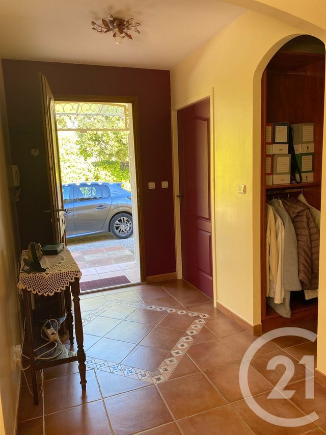 maison à vendre - 4 pièces - 140.0 m2 - BESSE SUR ISSOLE - 83 - PROVENCE-ALPES-COTE-D-AZUR - Century 21 Agence Vaubelle