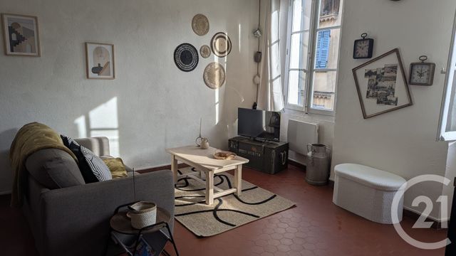 Appartement F1 à vendre - 1 pièce - 33.07 m2 - BRIGNOLES - 83 - PROVENCE-ALPES-COTE-D-AZUR - Century 21 Agence Vaubelle