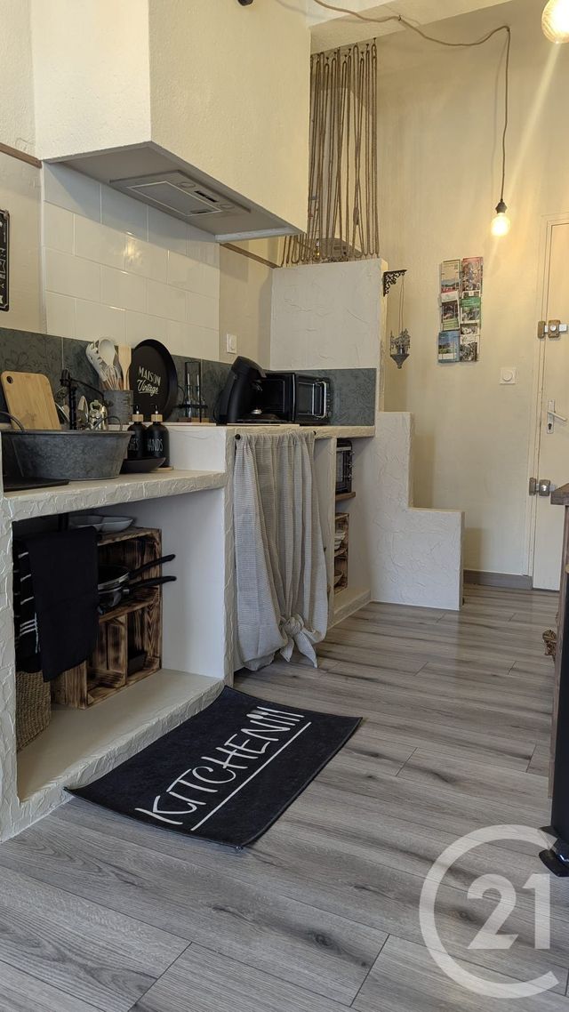 Appartement F1 à vendre - 1 pièce - 33.07 m2 - BRIGNOLES - 83 - PROVENCE-ALPES-COTE-D-AZUR - Century 21 Agence Vaubelle