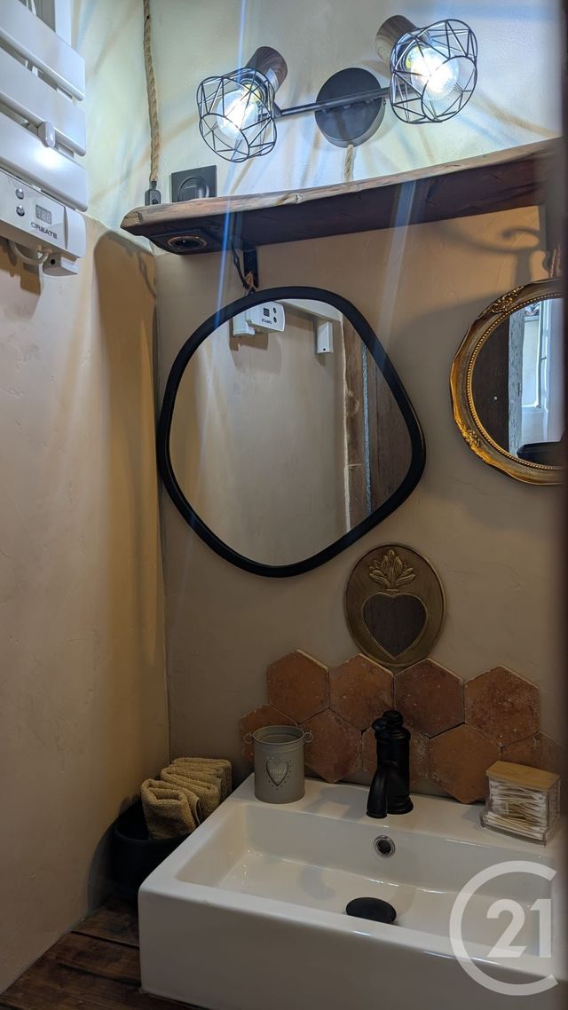 Appartement F1 à vendre - 1 pièce - 33.07 m2 - BRIGNOLES - 83 - PROVENCE-ALPES-COTE-D-AZUR - Century 21 Agence Vaubelle