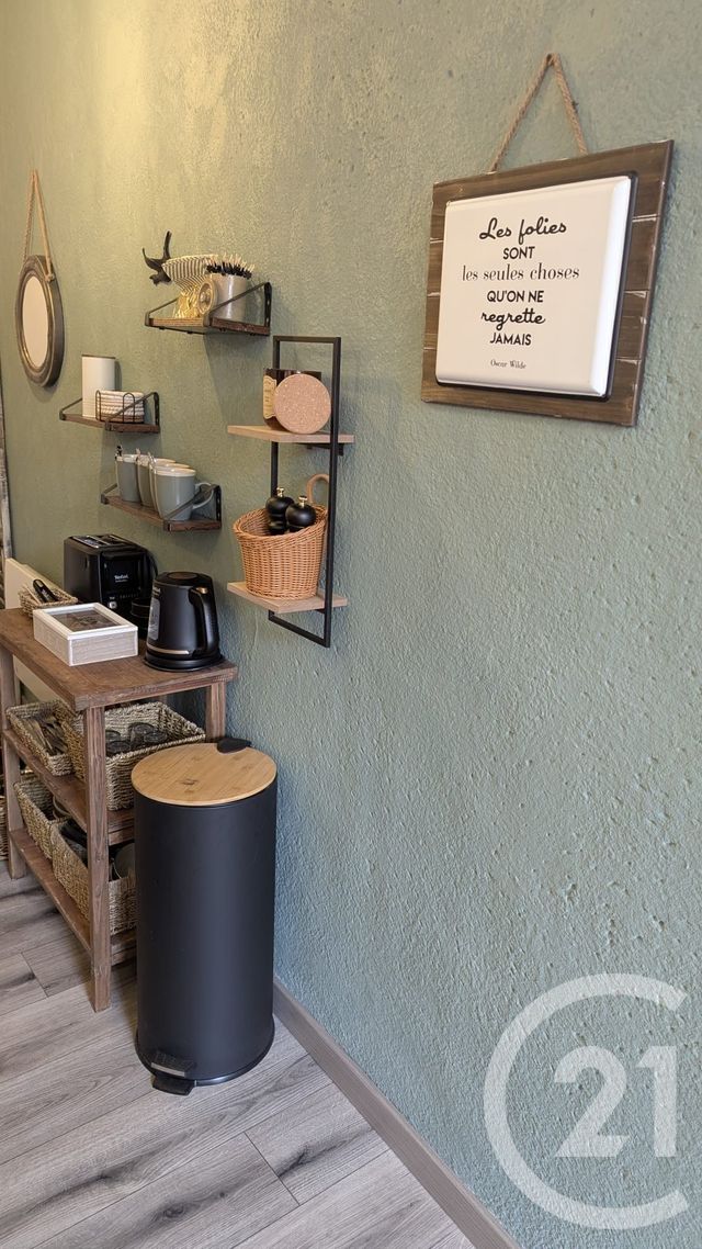 Appartement F1 à vendre - 1 pièce - 33.07 m2 - BRIGNOLES - 83 - PROVENCE-ALPES-COTE-D-AZUR - Century 21 Agence Vaubelle