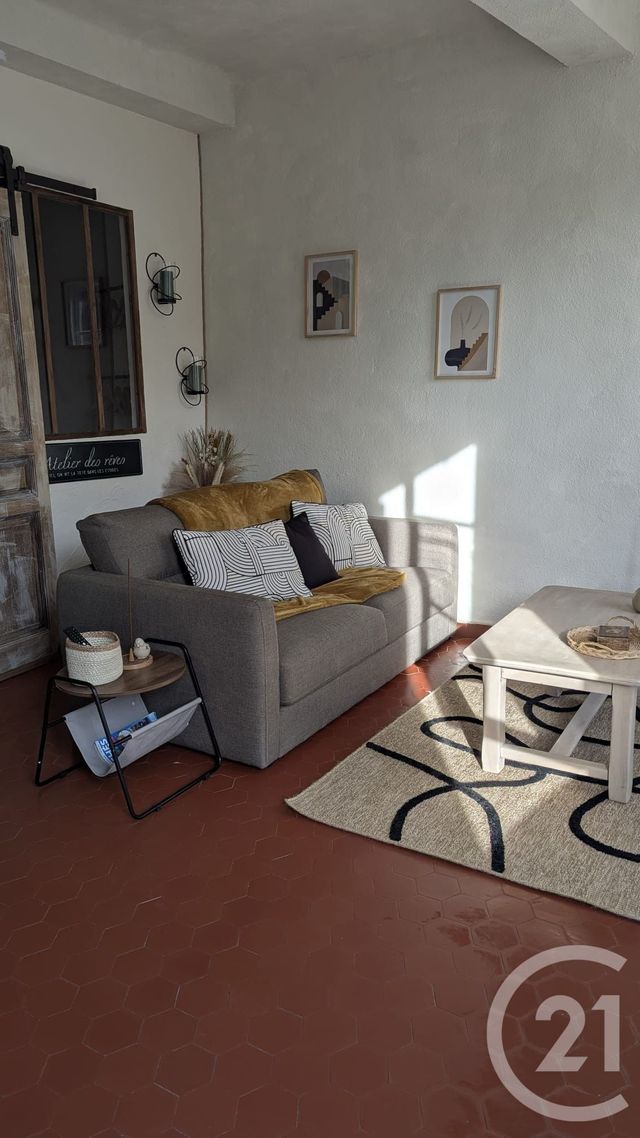 Appartement F1 à vendre - 1 pièce - 33.07 m2 - BRIGNOLES - 83 - PROVENCE-ALPES-COTE-D-AZUR - Century 21 Agence Vaubelle