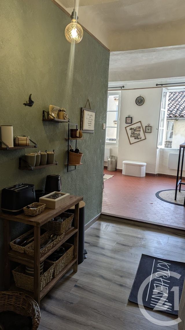 Appartement F1 à vendre - 1 pièce - 33.07 m2 - BRIGNOLES - 83 - PROVENCE-ALPES-COTE-D-AZUR - Century 21 Agence Vaubelle