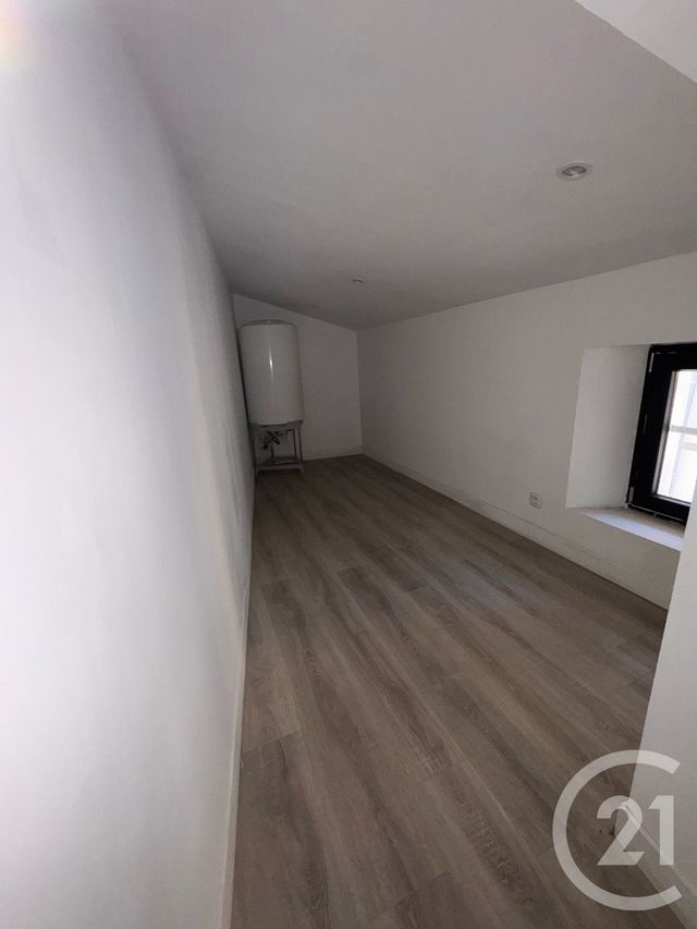 Appartement Duplex à vendre - 3 pièces - 95.33 m2 - BRIGNOLES - 83 - PROVENCE-ALPES-COTE-D-AZUR - Century 21 Agence Vaubelle