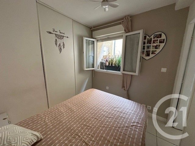 Appartement F2 bis à vendre - 2 pièces - 46.7 m2 - LE VAL - 83 - PROVENCE-ALPES-COTE-D-AZUR - Century 21 Agence Vaubelle