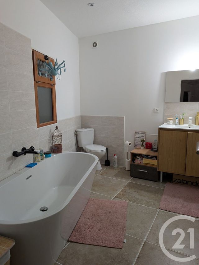 maison à vendre - 7 pièces - 140.35 m2 - MONTFORT SUR ARGENS - 83 - PROVENCE-ALPES-COTE-D-AZUR - Century 21 Agence Vaubelle