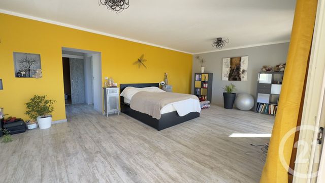 maison à vendre - 6 pièces - 206.0 m2 - CAMPS LA SOURCE - 83 - PROVENCE-ALPES-COTE-D-AZUR - Century 21 Agence Vaubelle