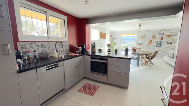 maison à vendre - 6 pièces - 206.0 m2 - CAMPS LA SOURCE - 83 - PROVENCE-ALPES-COTE-D-AZUR - Century 21 Agence Vaubelle