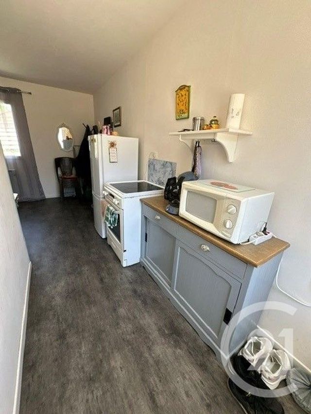 maison à vendre - 2 pièces - 45.0 m2 - BRIGNOLES - 83 - PROVENCE-ALPES-COTE-D-AZUR - Century 21 Agence Vaubelle