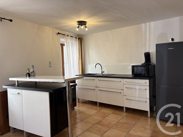 Appartement T2 à vendre - 2 pièces - 55.93 m2 - BRIGNOLES - 83 - PROVENCE-ALPES-COTE-D-AZUR - Century 21 Agence Vaubelle