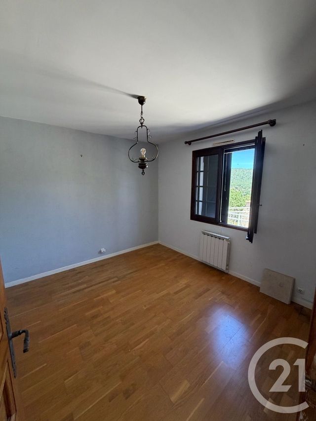 maison à vendre - 6 pièces - 105.0 m2 - GAREOULT - 83 - PROVENCE-ALPES-COTE-D-AZUR - Century 21 Agence Vaubelle