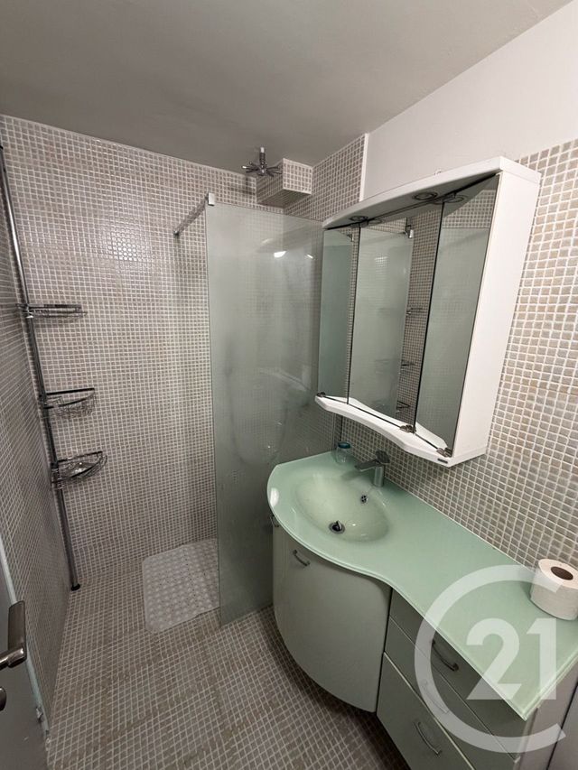 maison à vendre - 5 pièces - 150.66 m2 - MONTFORT SUR ARGENS - 83 - PROVENCE-ALPES-COTE-D-AZUR - Century 21 Agence Vaubelle