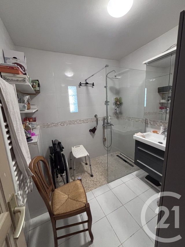 maison à vendre - 5 pièces - 90.0 m2 - CAMPS LA SOURCE - 83 - PROVENCE-ALPES-COTE-D-AZUR - Century 21 Agence Vaubelle
