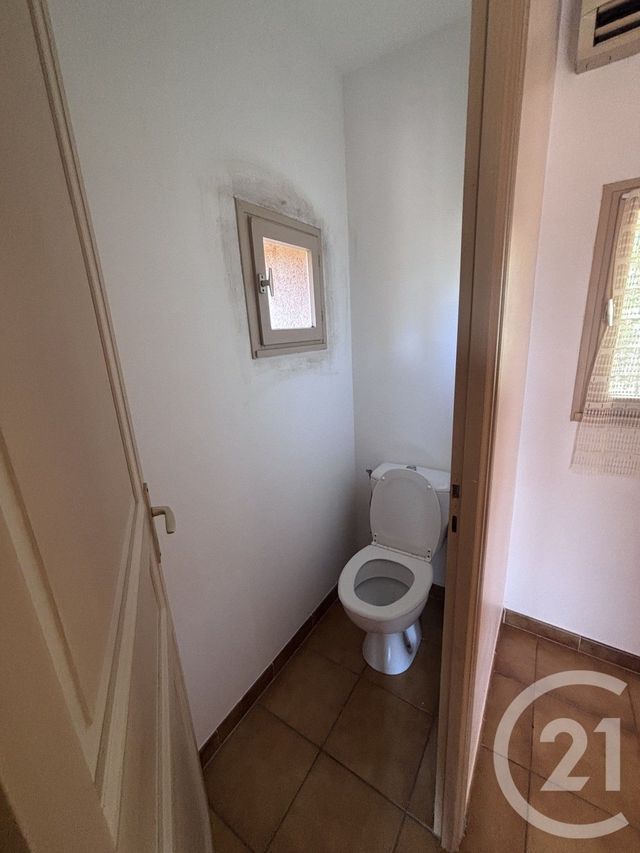 maison à vendre - 5 pièces - 90.0 m2 - CAMPS LA SOURCE - 83 - PROVENCE-ALPES-COTE-D-AZUR - Century 21 Agence Vaubelle