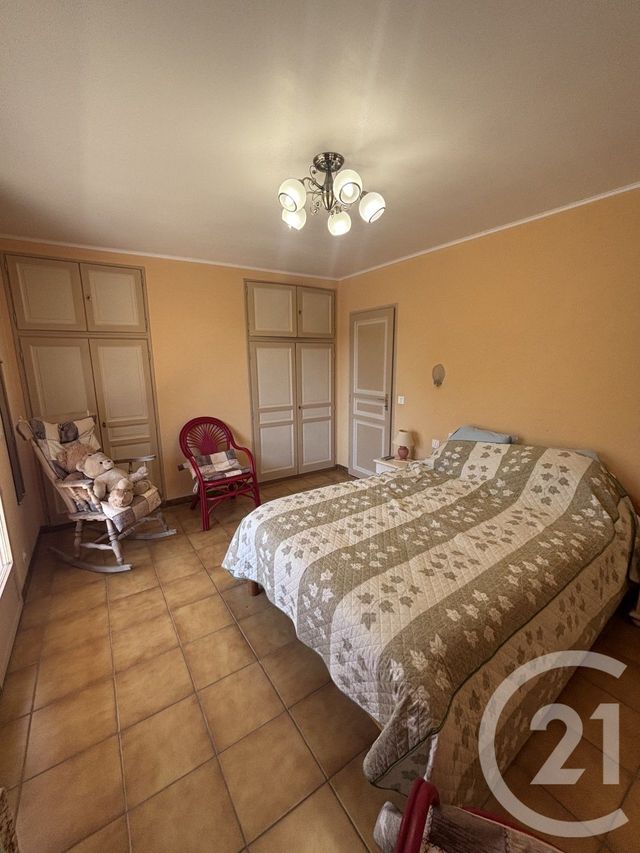 maison à vendre - 5 pièces - 90.0 m2 - CAMPS LA SOURCE - 83 - PROVENCE-ALPES-COTE-D-AZUR - Century 21 Agence Vaubelle