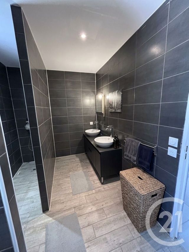maison à vendre - 7 pièces - 170.0 m2 - GAREOULT - 83 - PROVENCE-ALPES-COTE-D-AZUR - Century 21 Agence Vaubelle