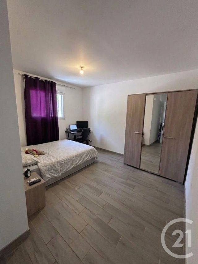 maison à vendre - 7 pièces - 170.0 m2 - GAREOULT - 83 - PROVENCE-ALPES-COTE-D-AZUR - Century 21 Agence Vaubelle