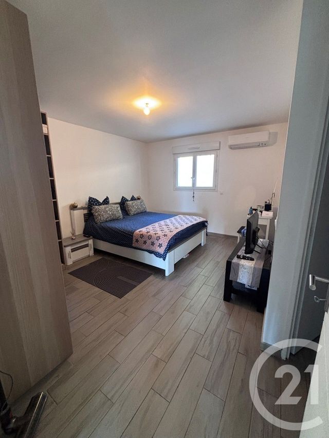 maison à vendre - 7 pièces - 170.0 m2 - GAREOULT - 83 - PROVENCE-ALPES-COTE-D-AZUR - Century 21 Agence Vaubelle