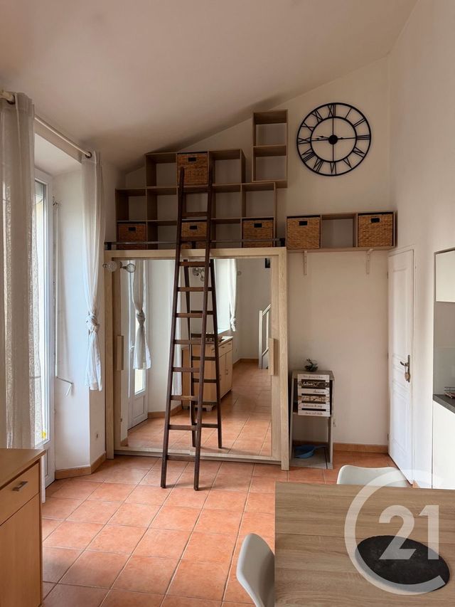 Appartement F3 à vendre - 2 pièces - 44.3 m2 - BRIGNOLES - 83 - PROVENCE-ALPES-COTE-D-AZUR - Century 21 Agence Vaubelle